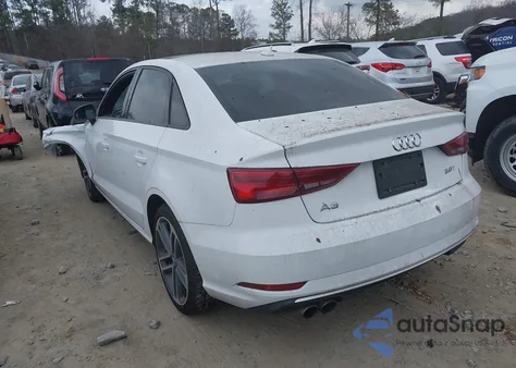 2017 Audi A3 2.0T Premium z USA, uszkodzony, nr VIN WAUAUGFF1H1033833